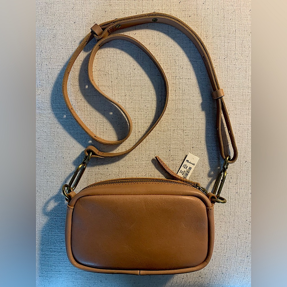 NWT Madewell Carabiner Crossbody / Warm Hickory